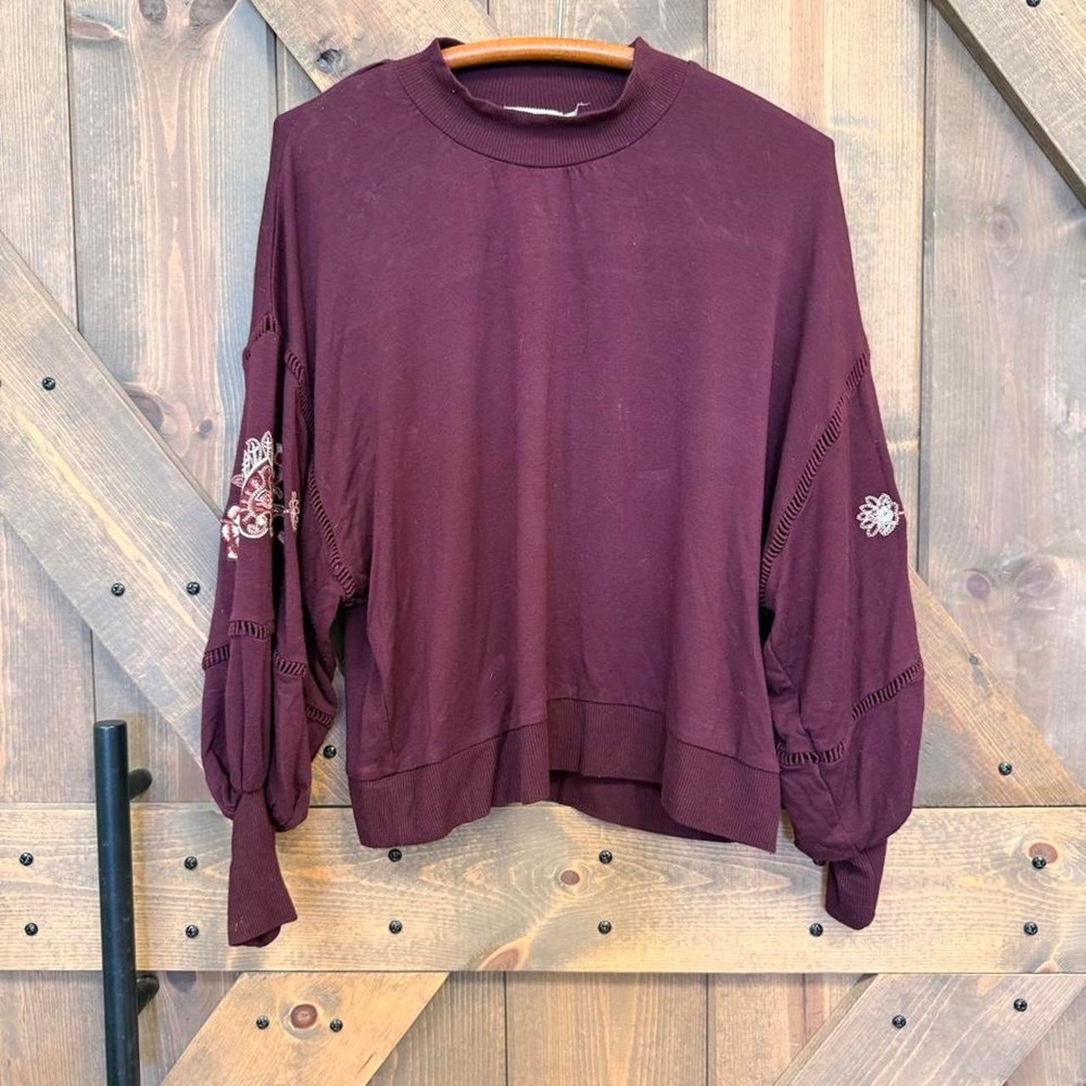 Mi Ami Sweatshirt Women XS Burgundy Good Embroidered Balloon Sleeve Boho